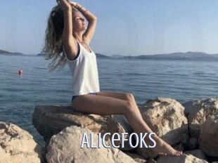 AliceFoks 18 ans Nue