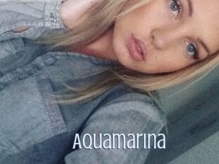 Aquamarina 18 ans Nue