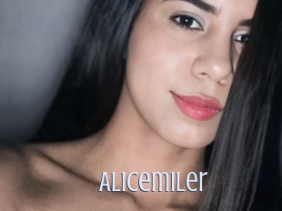 alicemiler 18 ans Nue