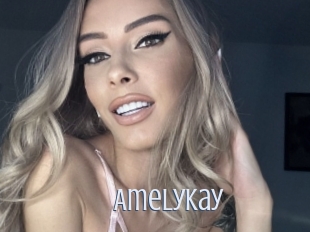 amelykay 18 ans Nue