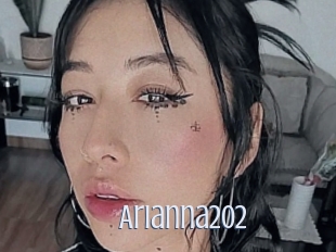 arianna202 18 ans Nue