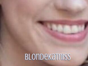 BlondeKatniss
