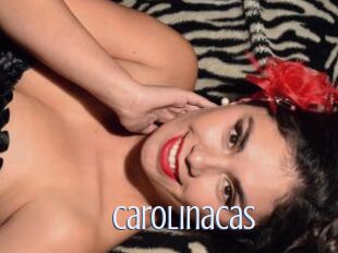 carolinacas 18 ans Nue