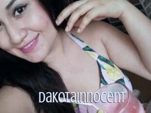 DakotaInnocent 18 ans Nue
