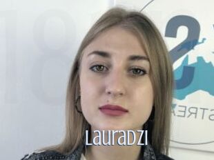 LauraDzi