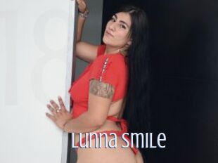 Lunna_smile