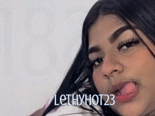 lethyhot23 18 ans Nue