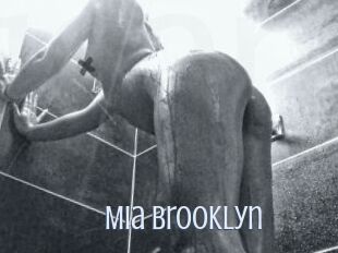 Mia_Brooklyn