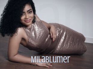 MilaBlumer 18 ans Nue