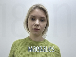 maebales 18 ans Nue