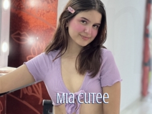 Mia_cutee