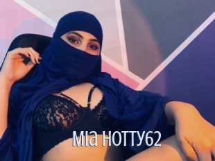 Mia_hotty62