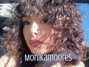 Monikamoores