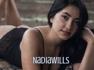 NadiaWills 18 ans Nue
