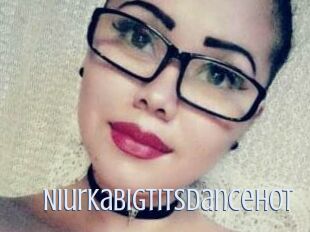 NiurkaBigTitsDanceHot