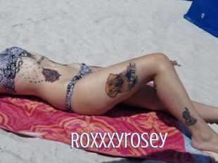 Roxxxyrosey 18 ans Nue