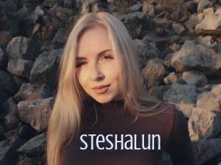 steshalun 18 ans Nue