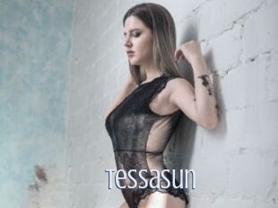 TessaSun 18 ans Nue