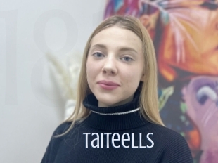 taiteells 18 ans Nue