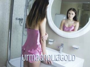 urmagnoliagold 18 ans Nue