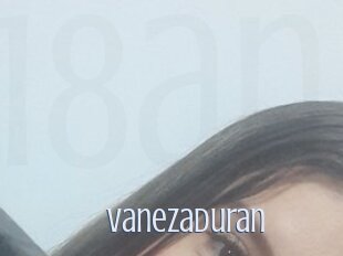 vanezaduran 18 ans Nue