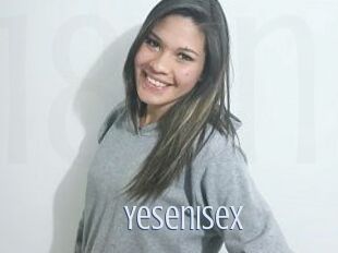 yesenisex 18 ans Nue